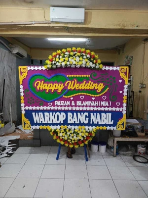 Papan Bunga di Keseneng Purworejo